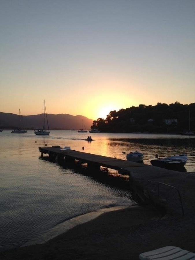 Appartamento Sunray studio in Poros Poros Town Esterno foto